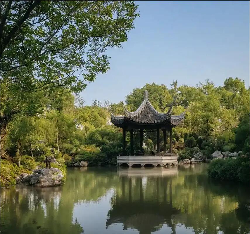 湘潭雨湖初礼建筑有限公司